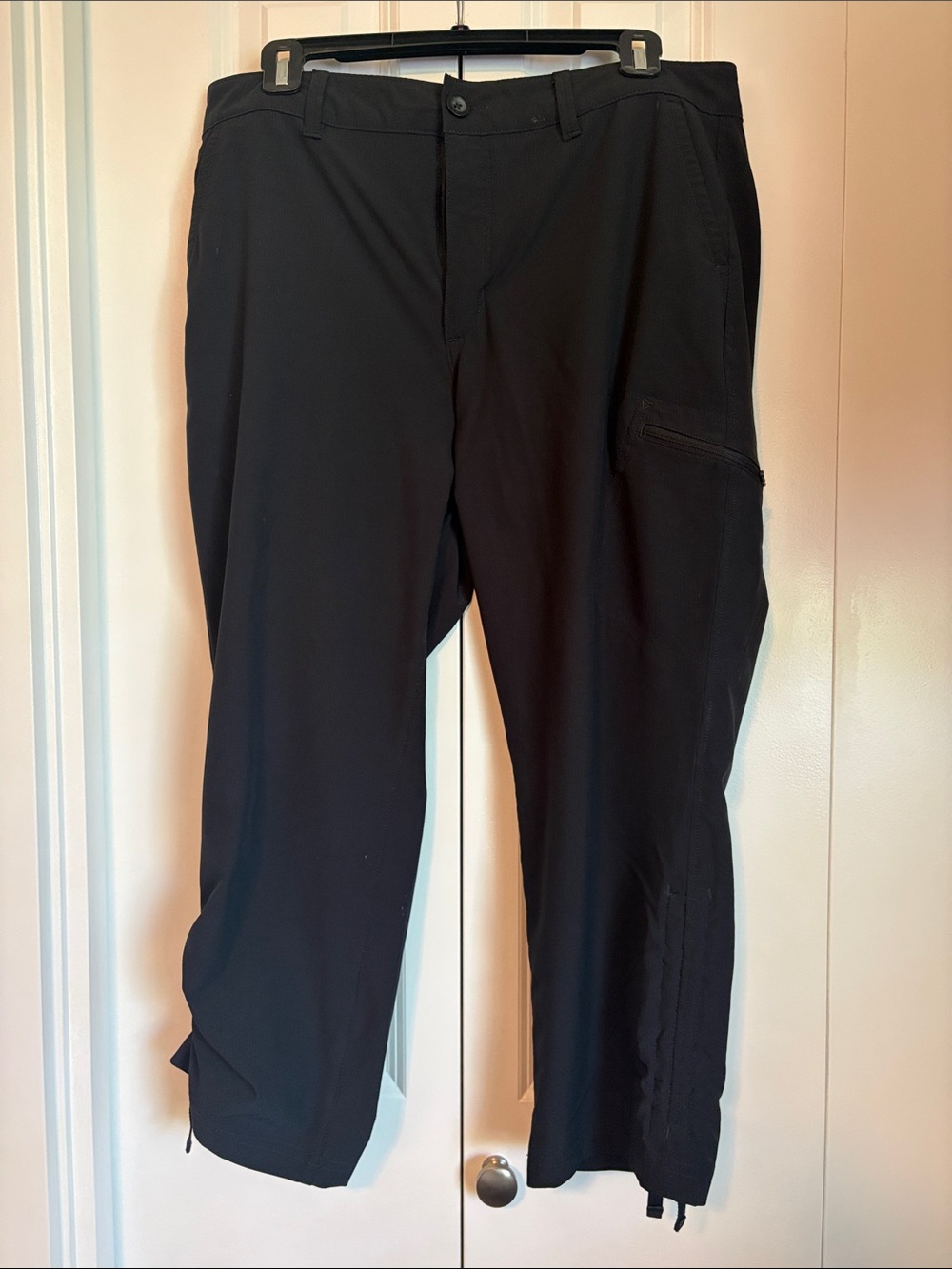 Women’s Black Crop Pants - Lightweight Stretch